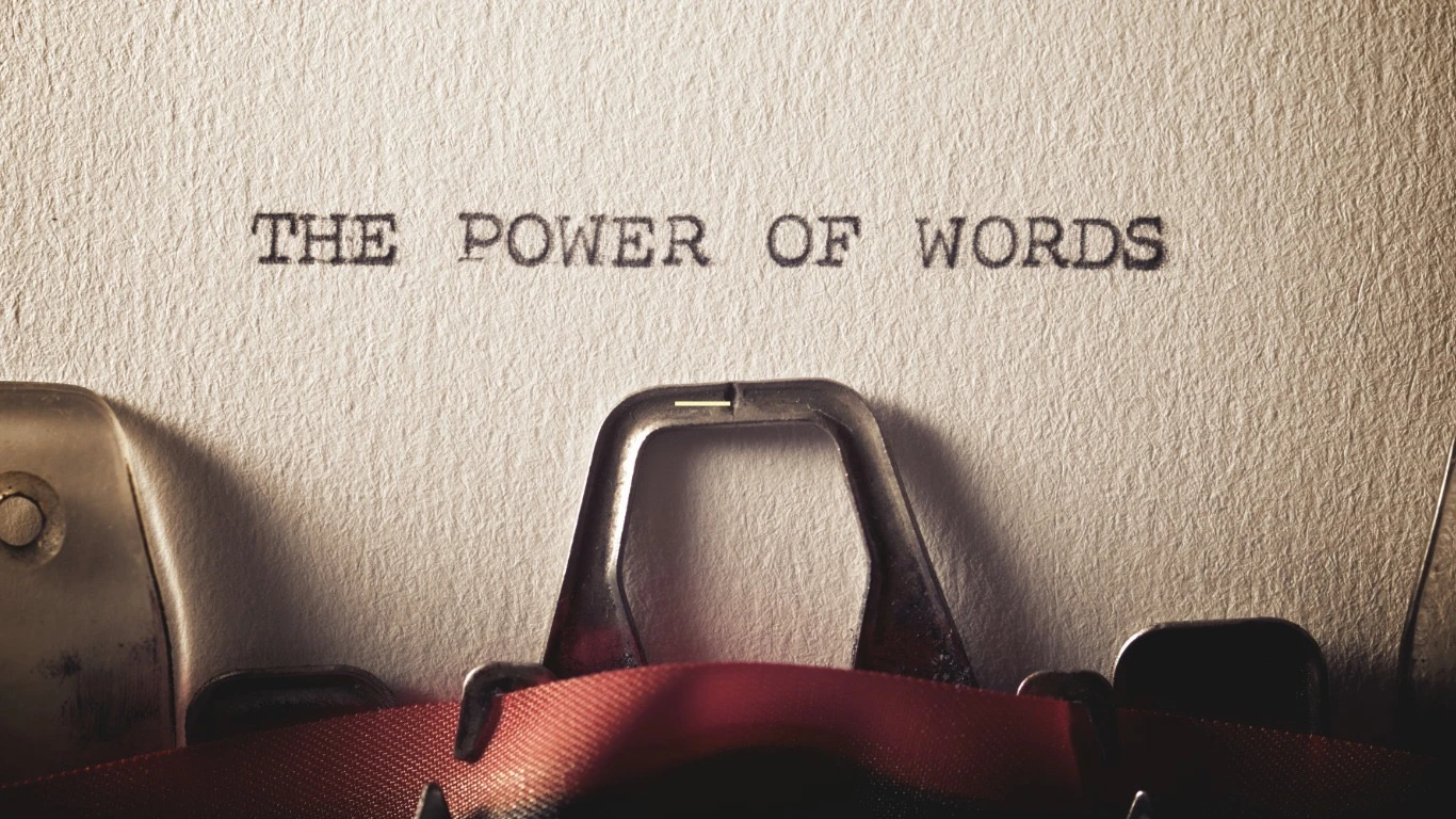 The Power of Words, dettaglio tipografico editoriale